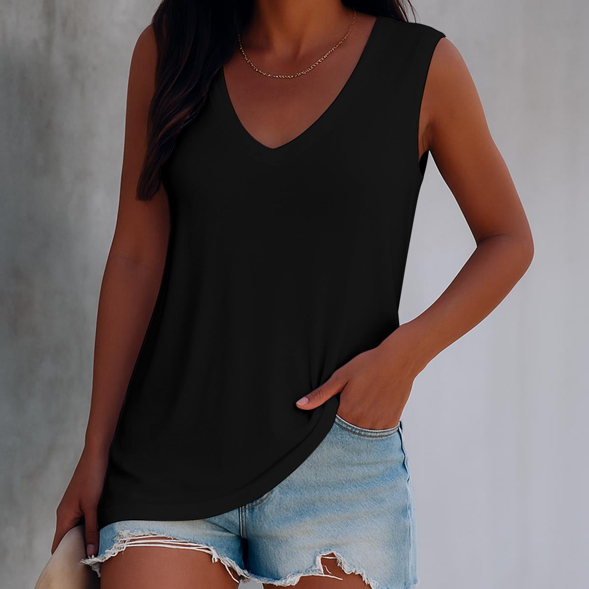 LV Signature Women's Sleeveless V-Neck Tank Top