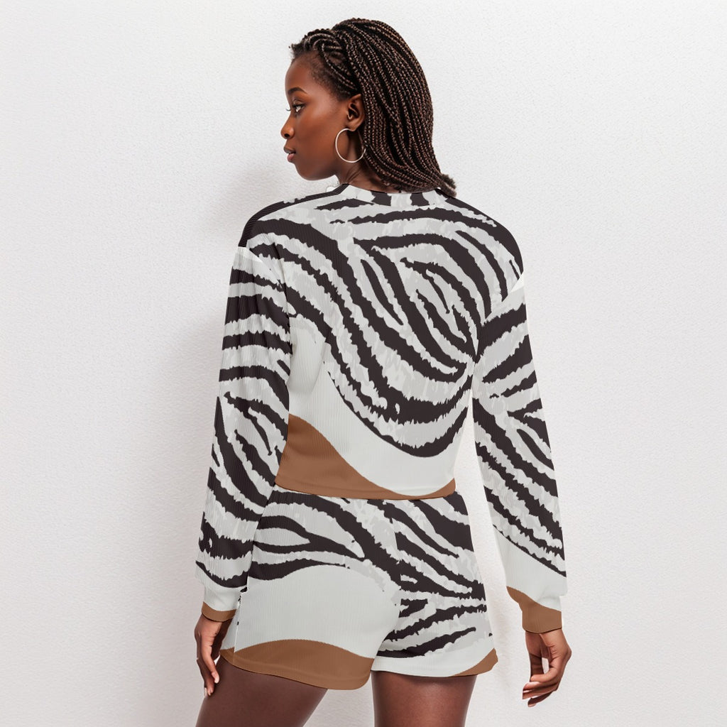 Spicy Women's Short Sweatshirt And Pants Suit