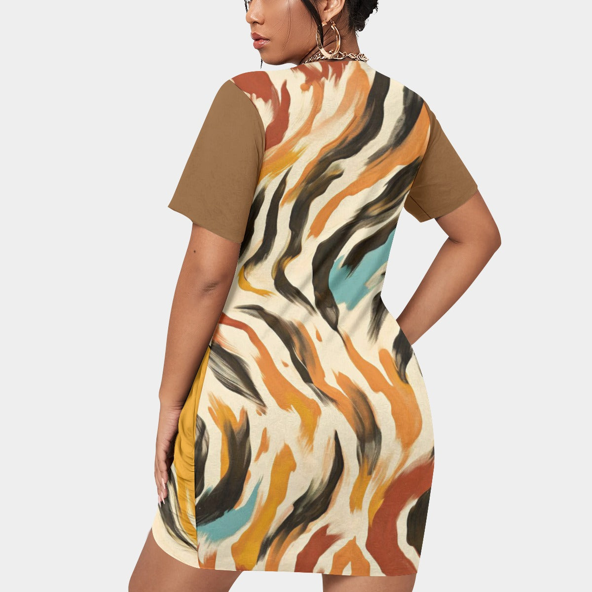 There's a mix up Women’s Stacked Hem Dress With Short Sleeve (Plus Size）
