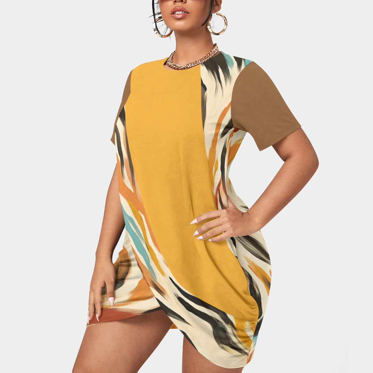 There's a mix up Women’s Stacked Hem Dress With Short Sleeve (Plus Size）